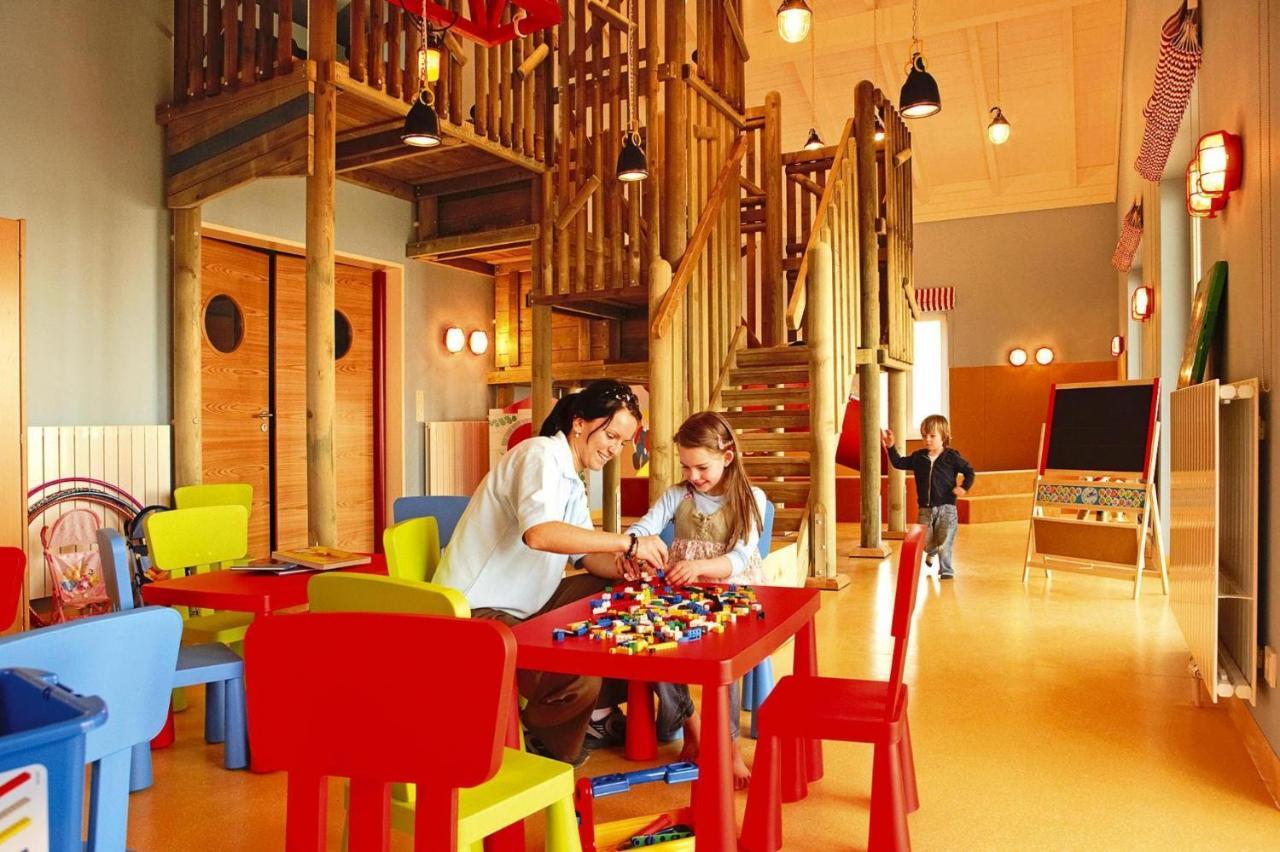 Resort Dorfhotel Boltenhagen Boltenhagen المظهر الخارجي الصورة
