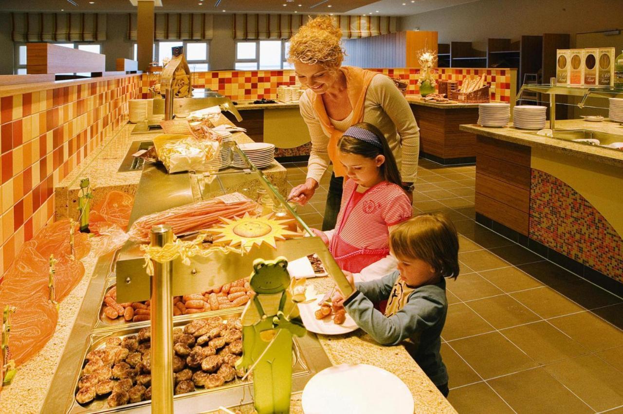 Resort Dorfhotel Boltenhagen Boltenhagen المظهر الخارجي الصورة